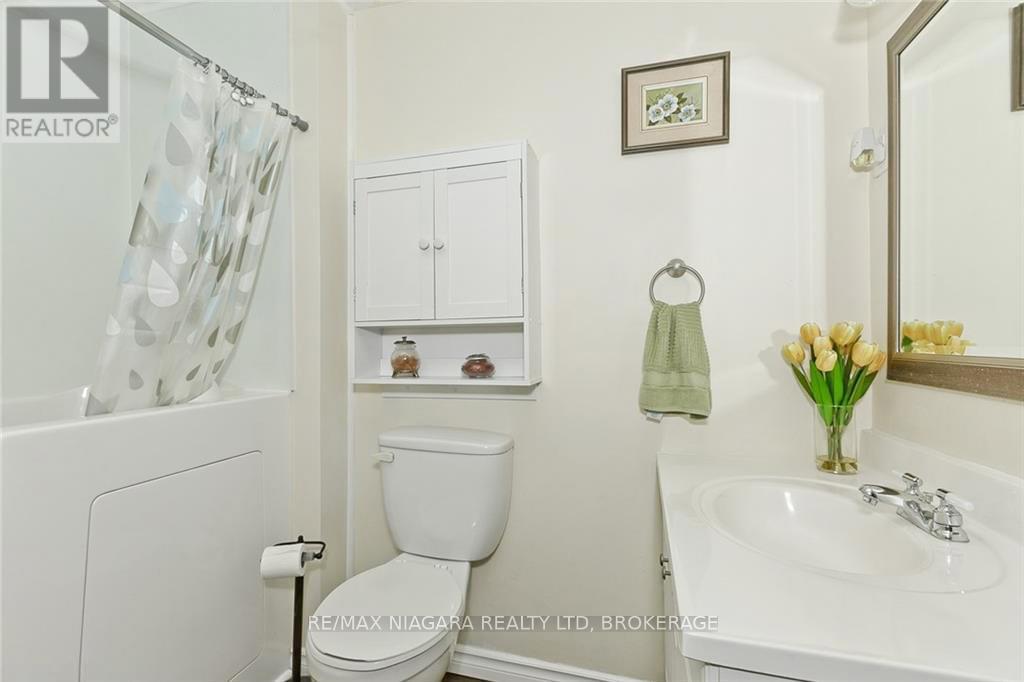 144 BURGAR STREET - 11