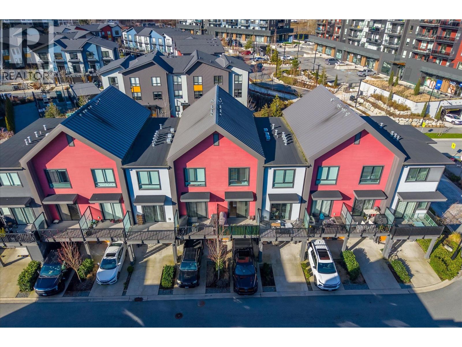 1361 MARINASIDE PLACE, Squamish