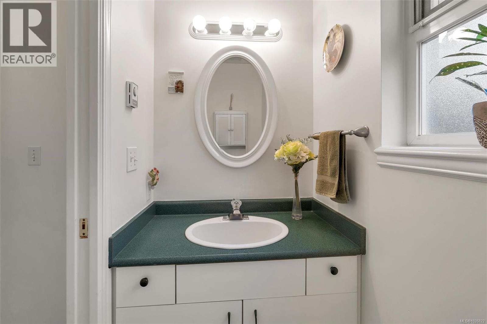 3650 PRINCESS CLOSE - 21