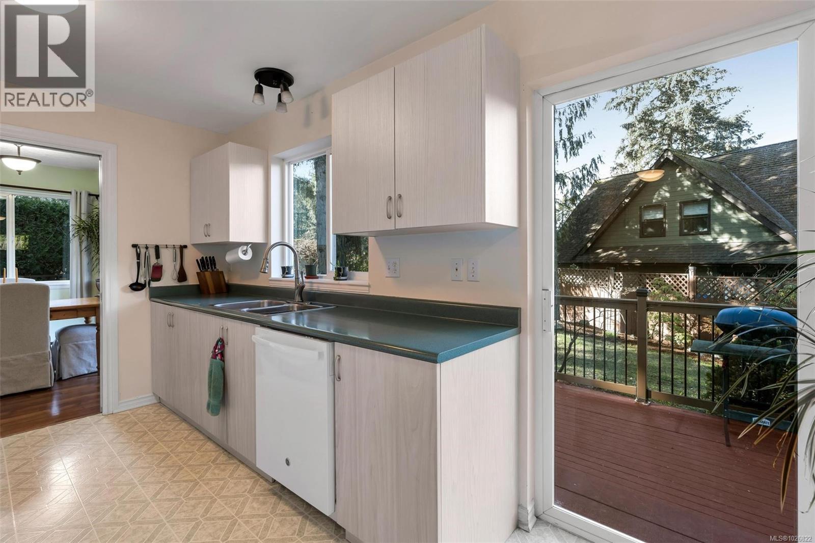 3650 PRINCESS CLOSE - 15