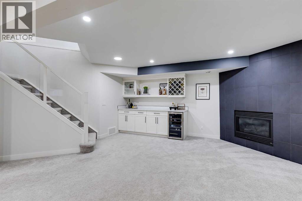 Single Family House Bungalow for Sale in  Hidden Valley Drive NW Hidden Valley Calgary 