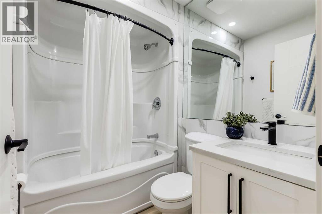 Single Family House Bungalow for Sale in  Hidden Valley Drive NW Hidden Valley Calgary 