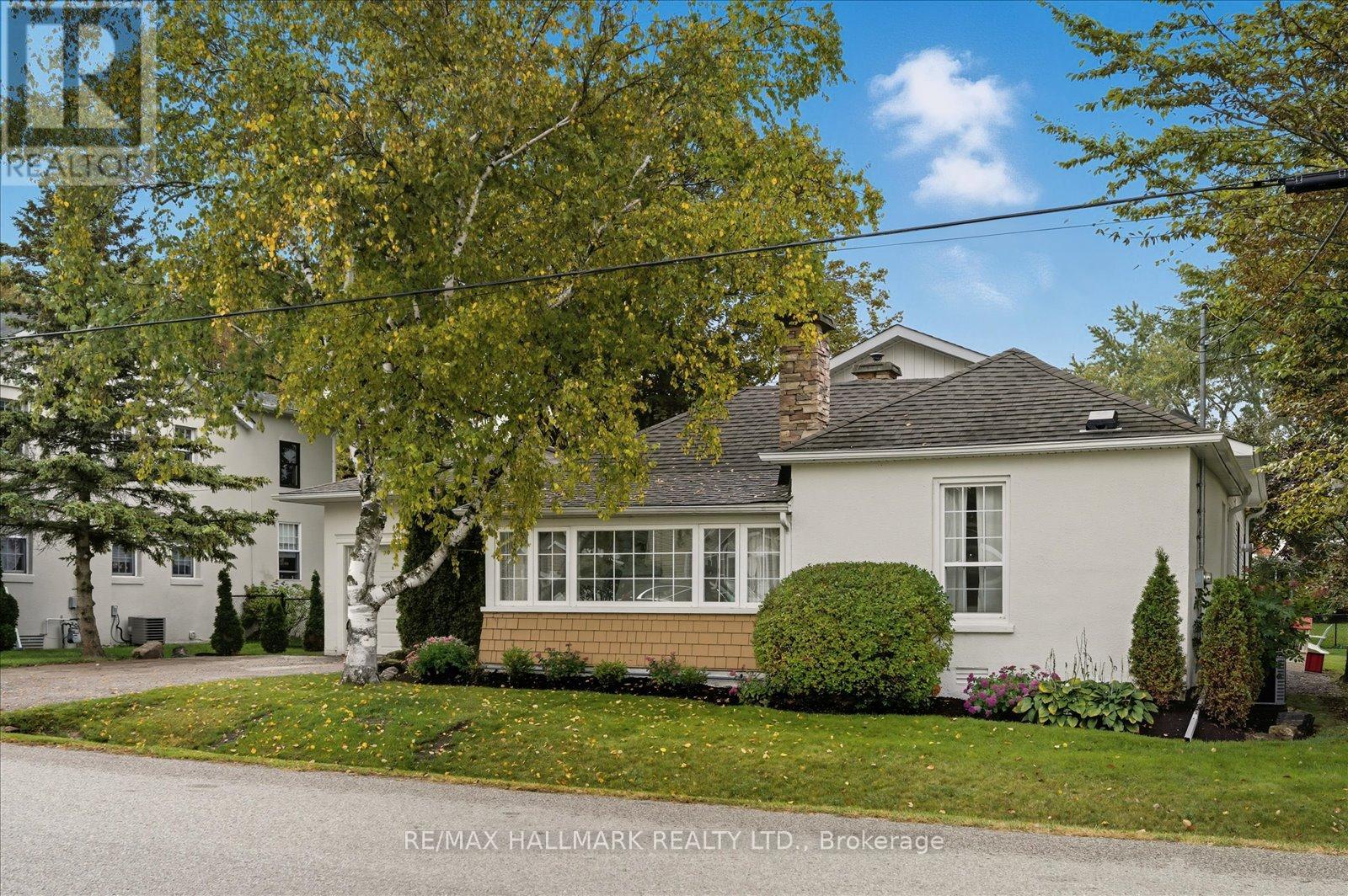 17 MILL STREET - 4