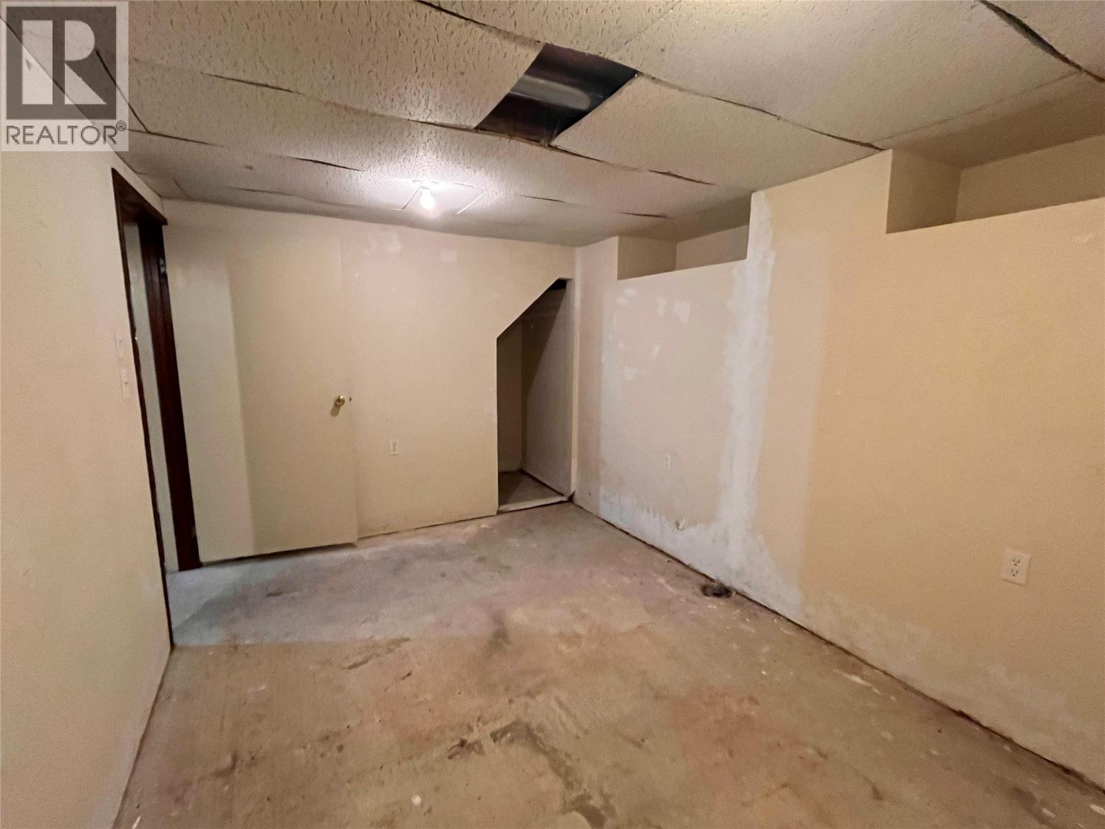 1929 UNION Avenue, Rossland