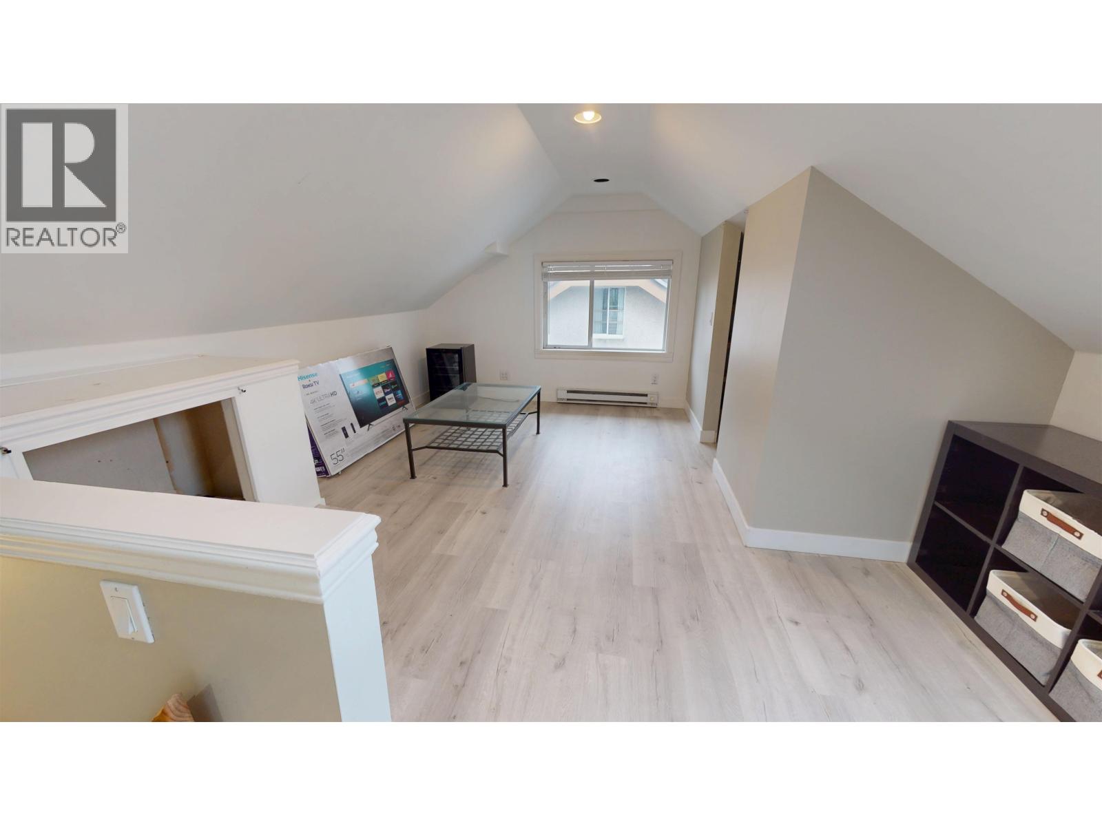 1220 EDINBURGH STREET, New Westminster