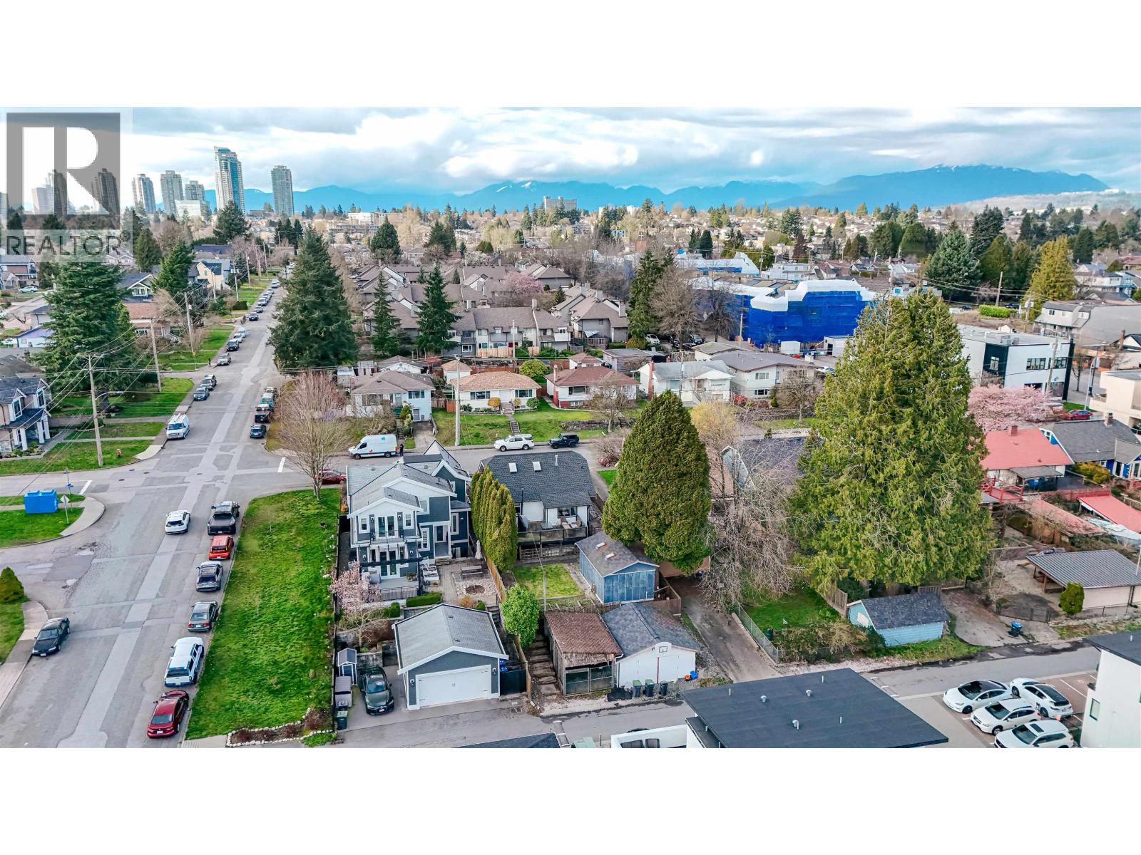 1220 EDINBURGH STREET, New Westminster