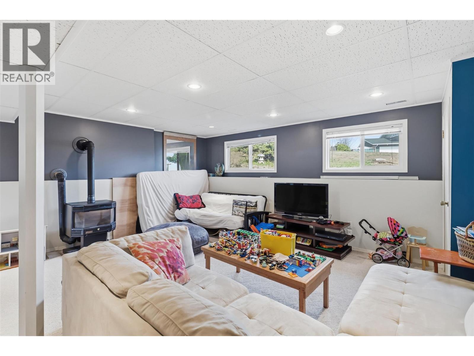 1290 HIGHRIDGE DRIVE - 27