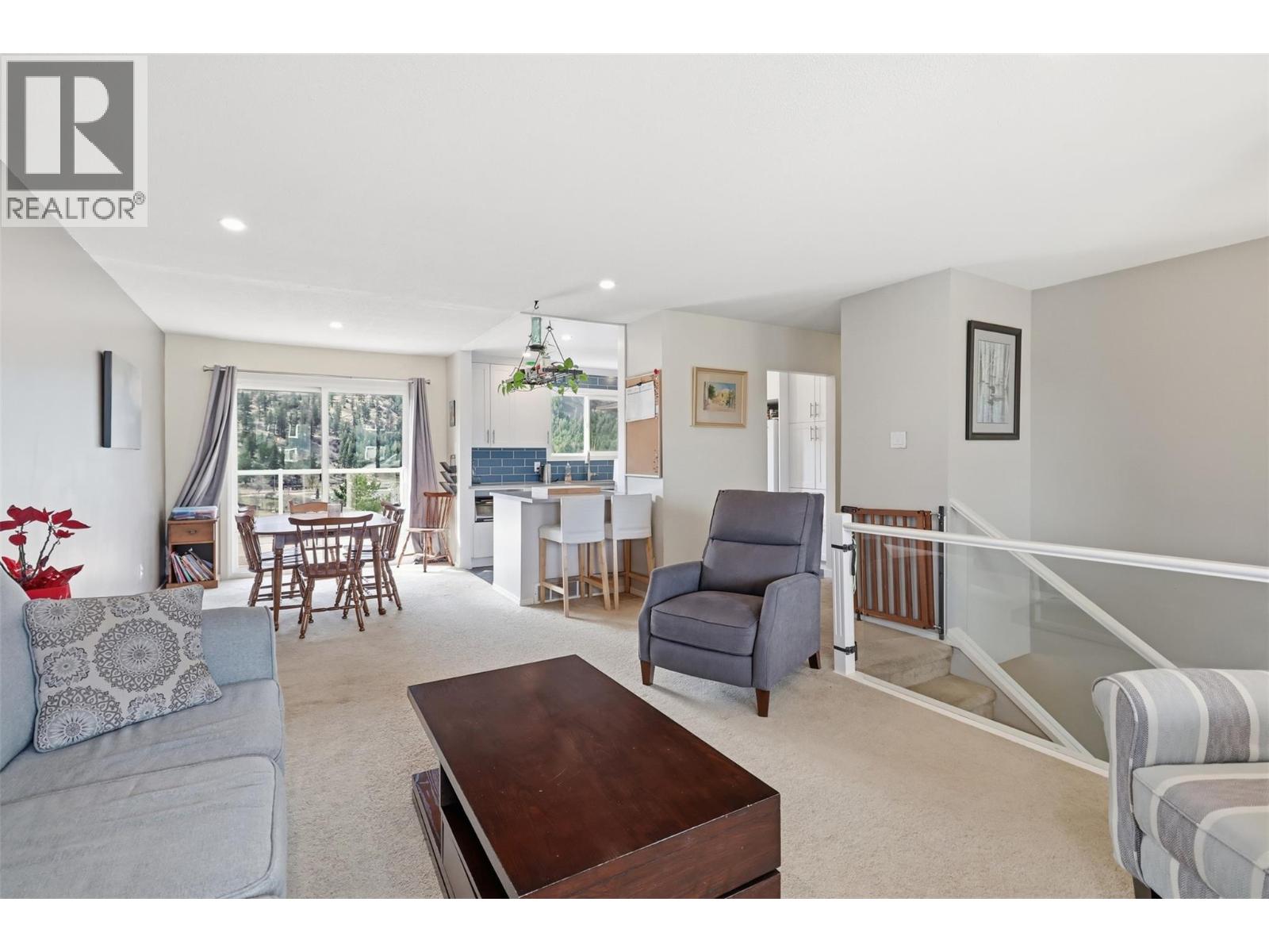 1290 HIGHRIDGE DRIVE - 8