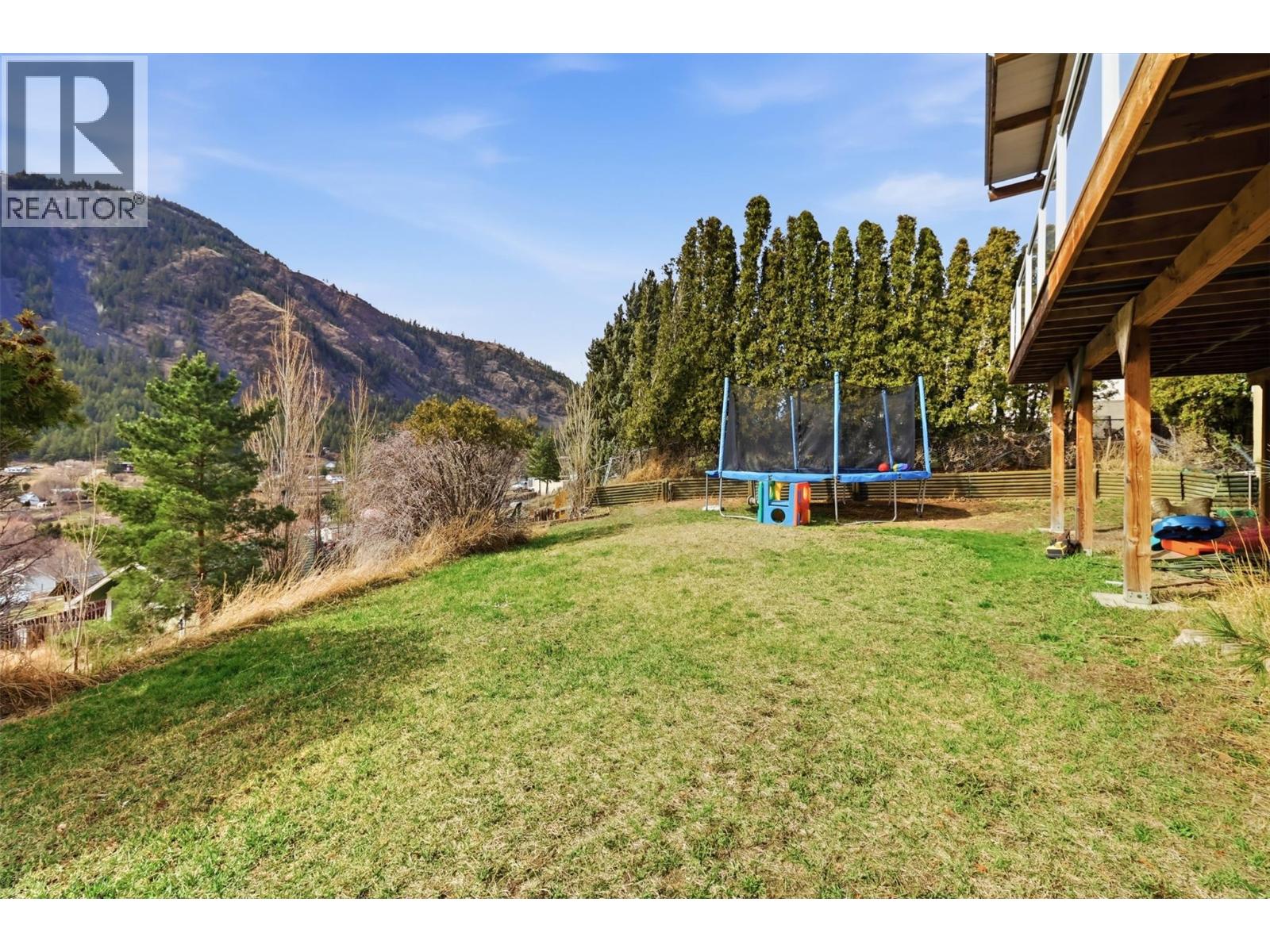 1290 HIGHRIDGE DRIVE - 38