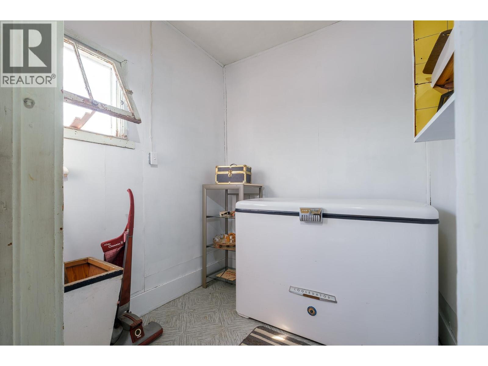  1929 UNION Avenue, Rossland