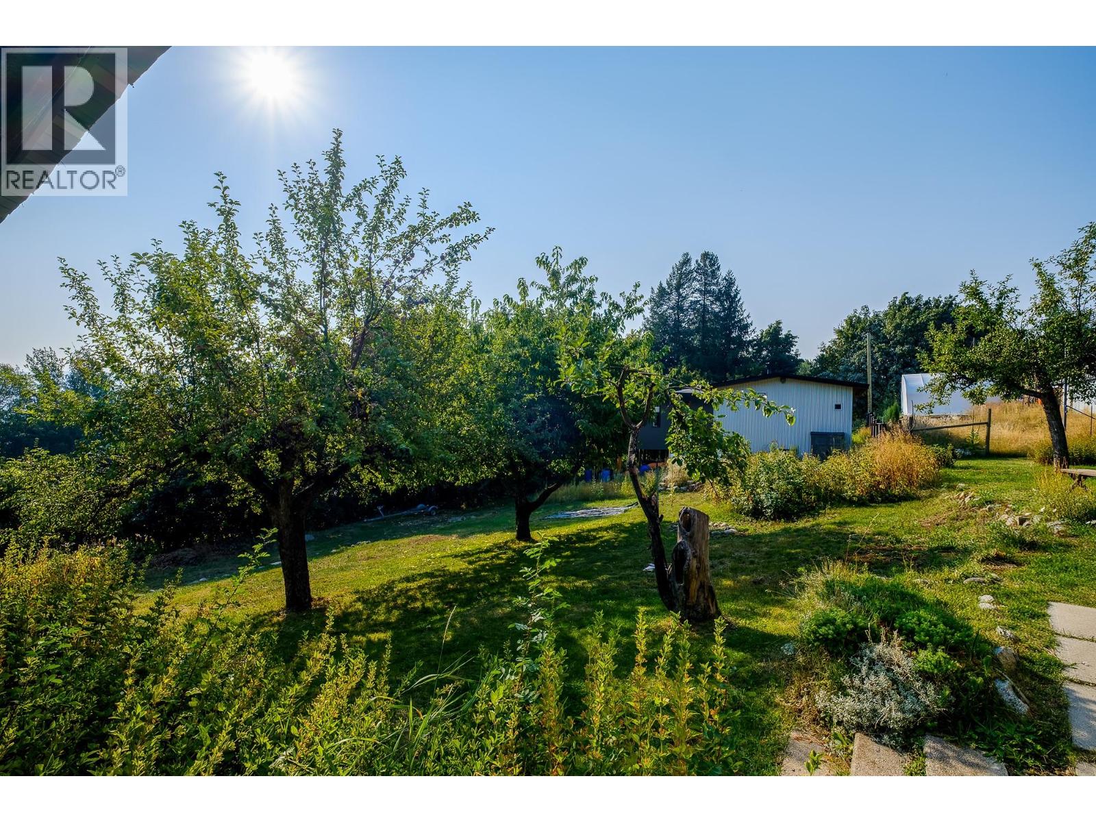  1929 UNION Avenue, Rossland