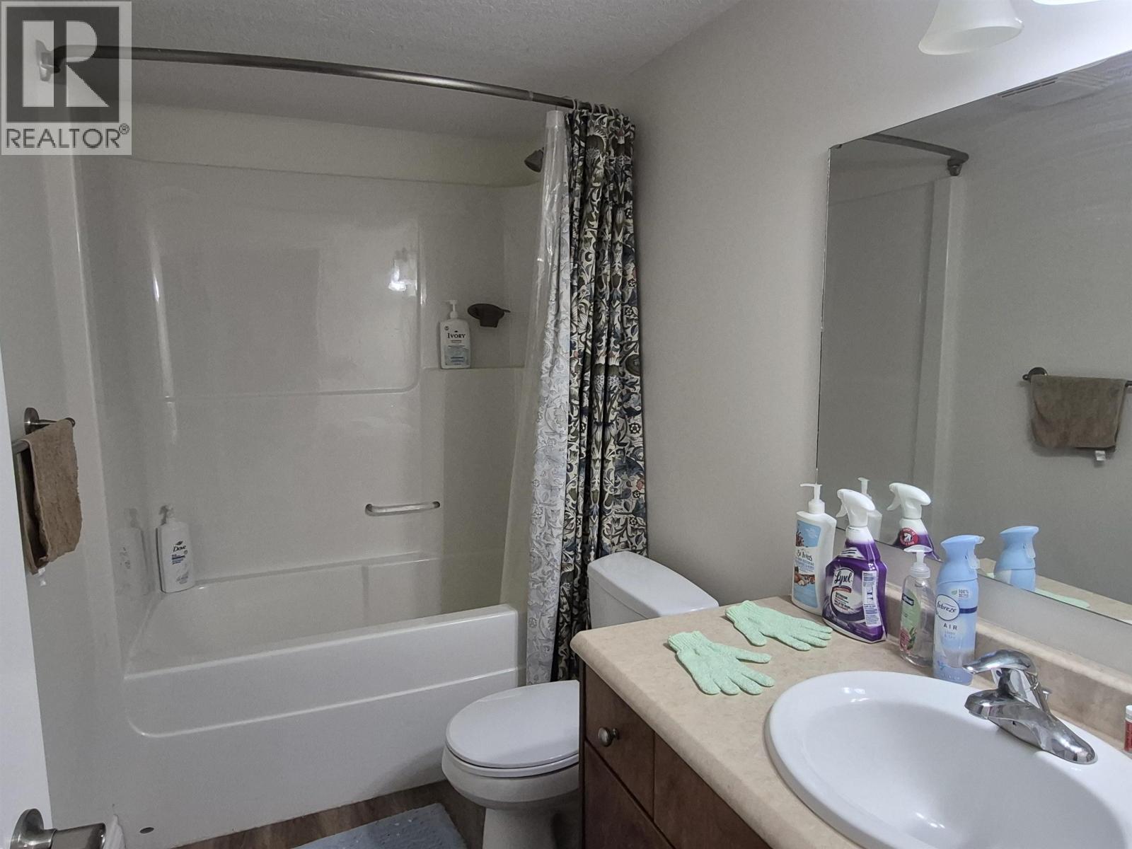 #124 4404 5TH AVENUE - 2