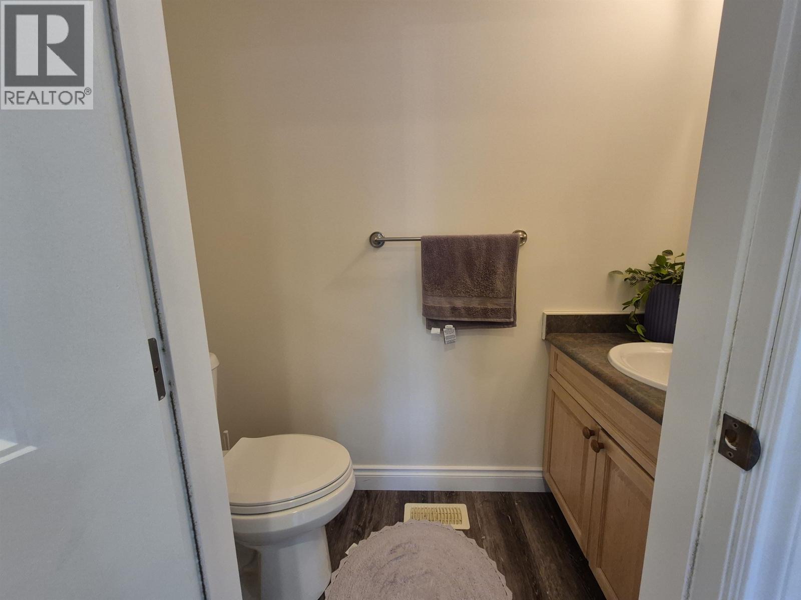 #124 4404 5TH AVENUE - 14