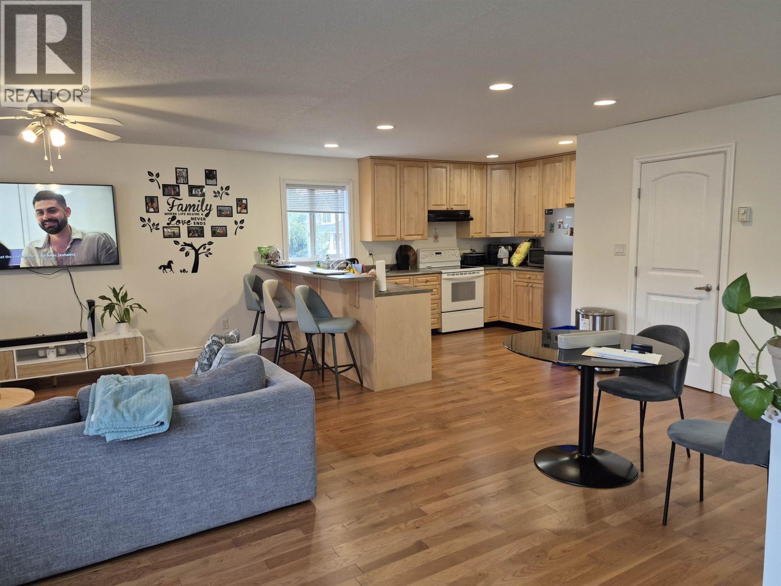 #124 4404 5TH AVENUE - 12