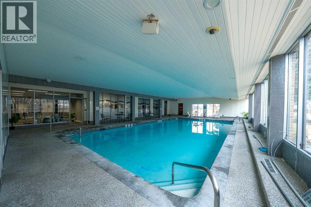 Single Family House for Sale in   Dalton Drive NW Dalhousie Calgary 