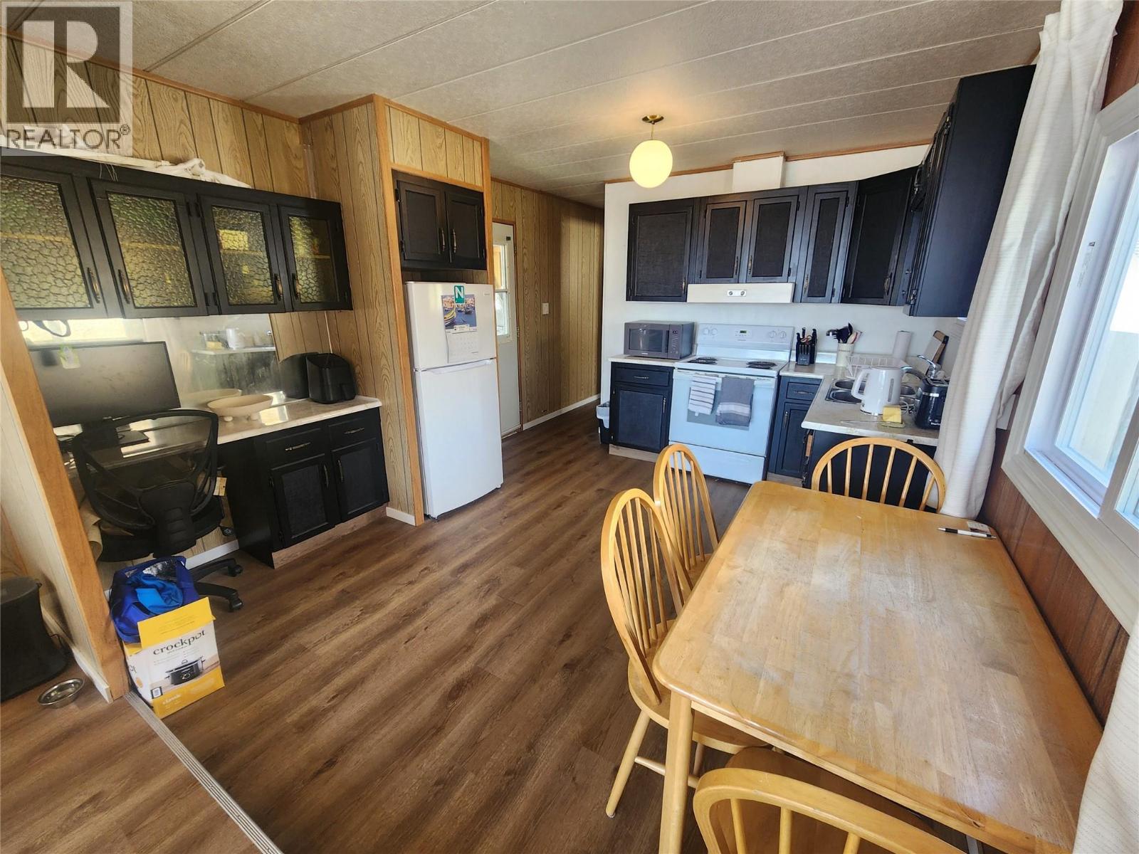#2 8508 Clerke Road - 14