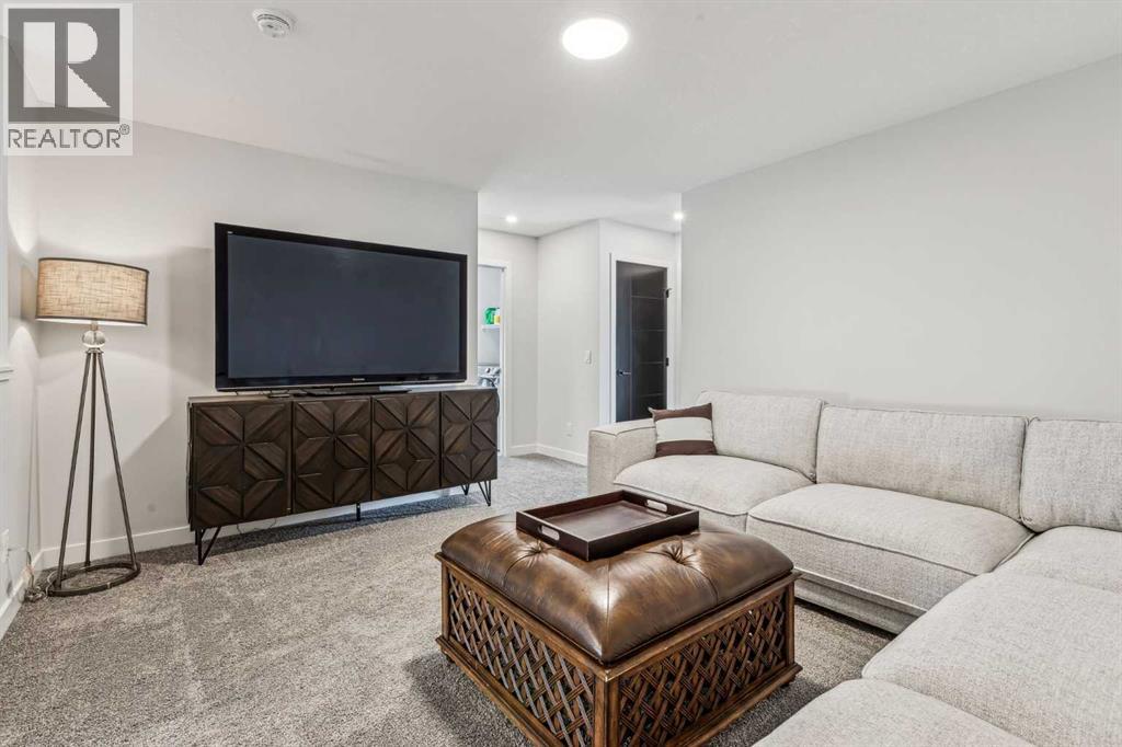 Single Family House 4 Level for Sale in  Mitchell Way NW Glacier Ridge Calgary 