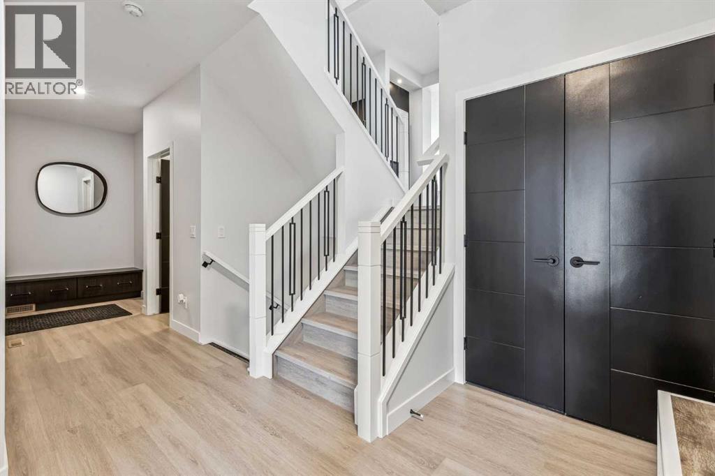 Single Family House 4 Level for Sale in  Mitchell Way NW Glacier Ridge Calgary 