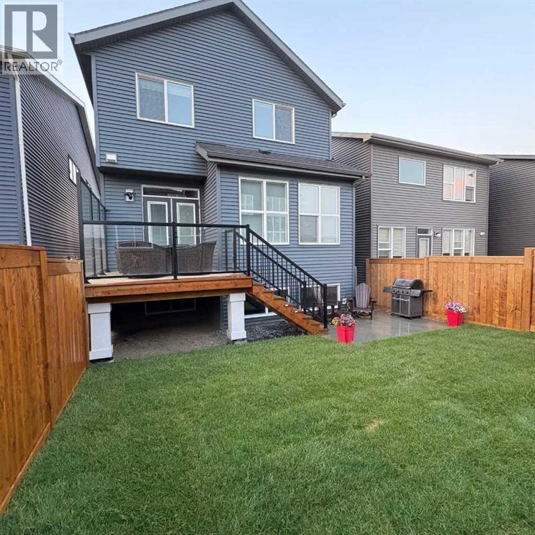 Single Family House 4 Level for Sale in  Mitchell Way NW Glacier Ridge Calgary 