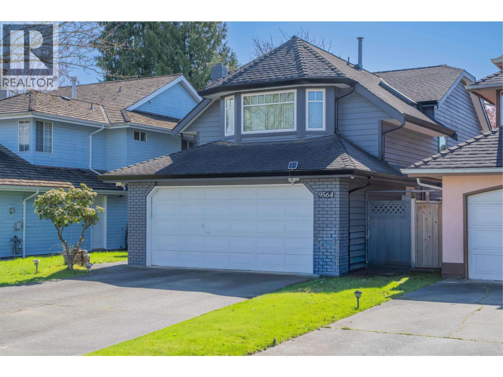 9564 THOMAS Drive - main photo