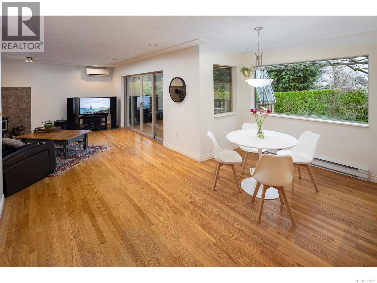 5047 BENTON CRT - 18