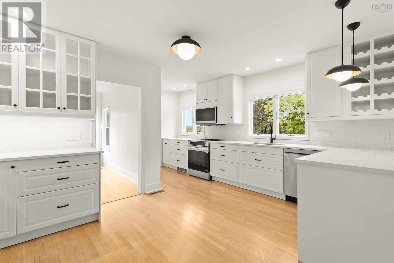 Property 38 of 48 of 5845 Inglewood Drive