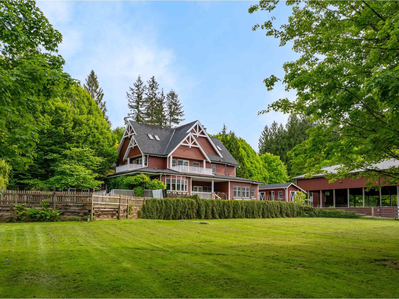 25769 82 Avenue - main photo