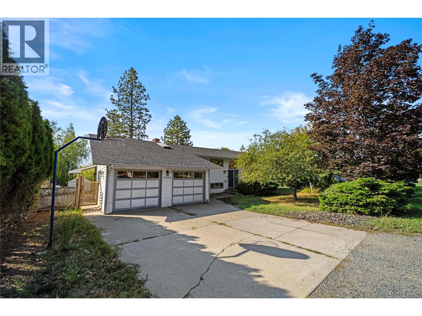  1938 PARKER Drive, Merritt