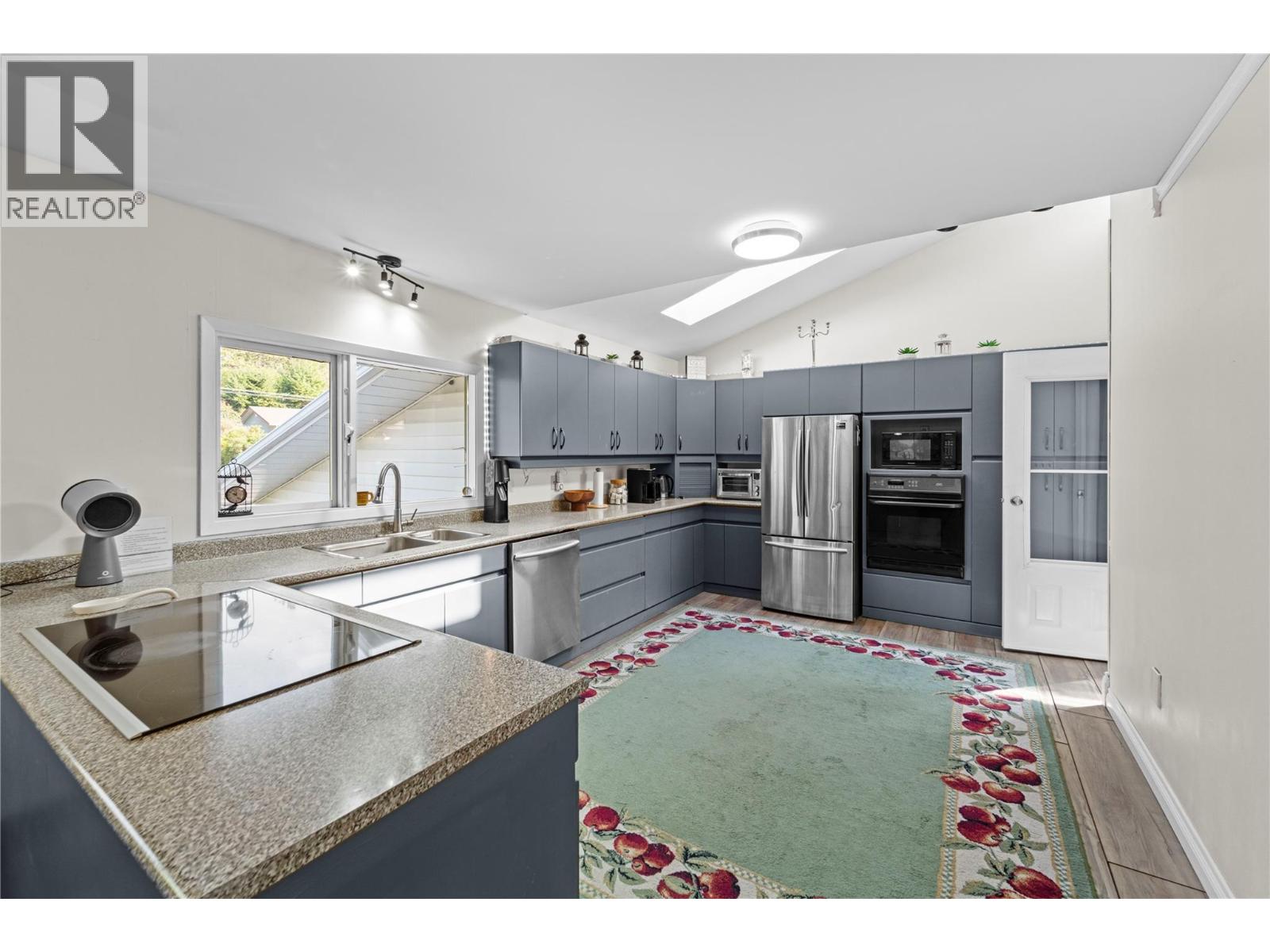 1938 PARKER Drive, Merritt