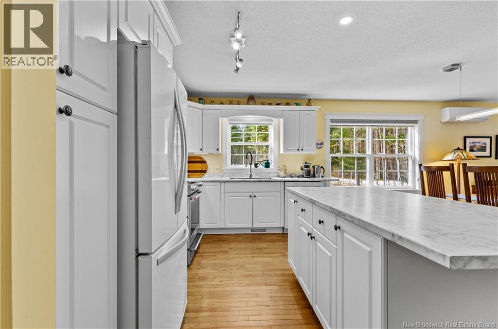 46 MILLRIDGE LANE - 4