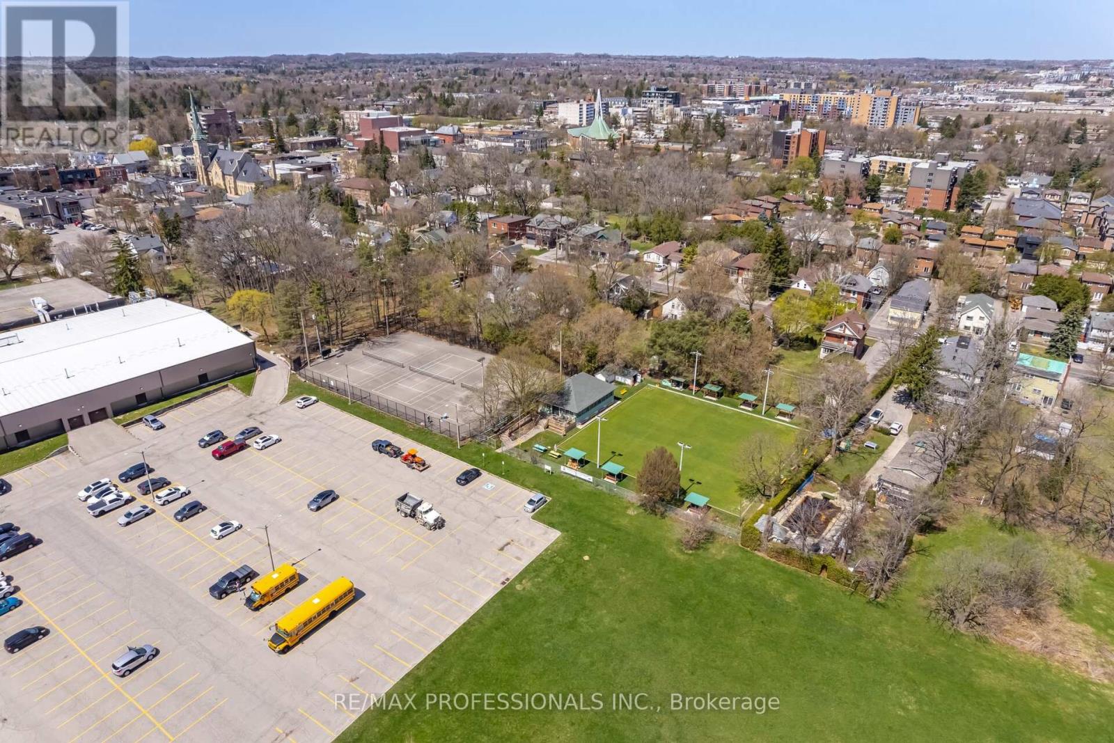 77 BEDFORD PARK AVENUE - 48