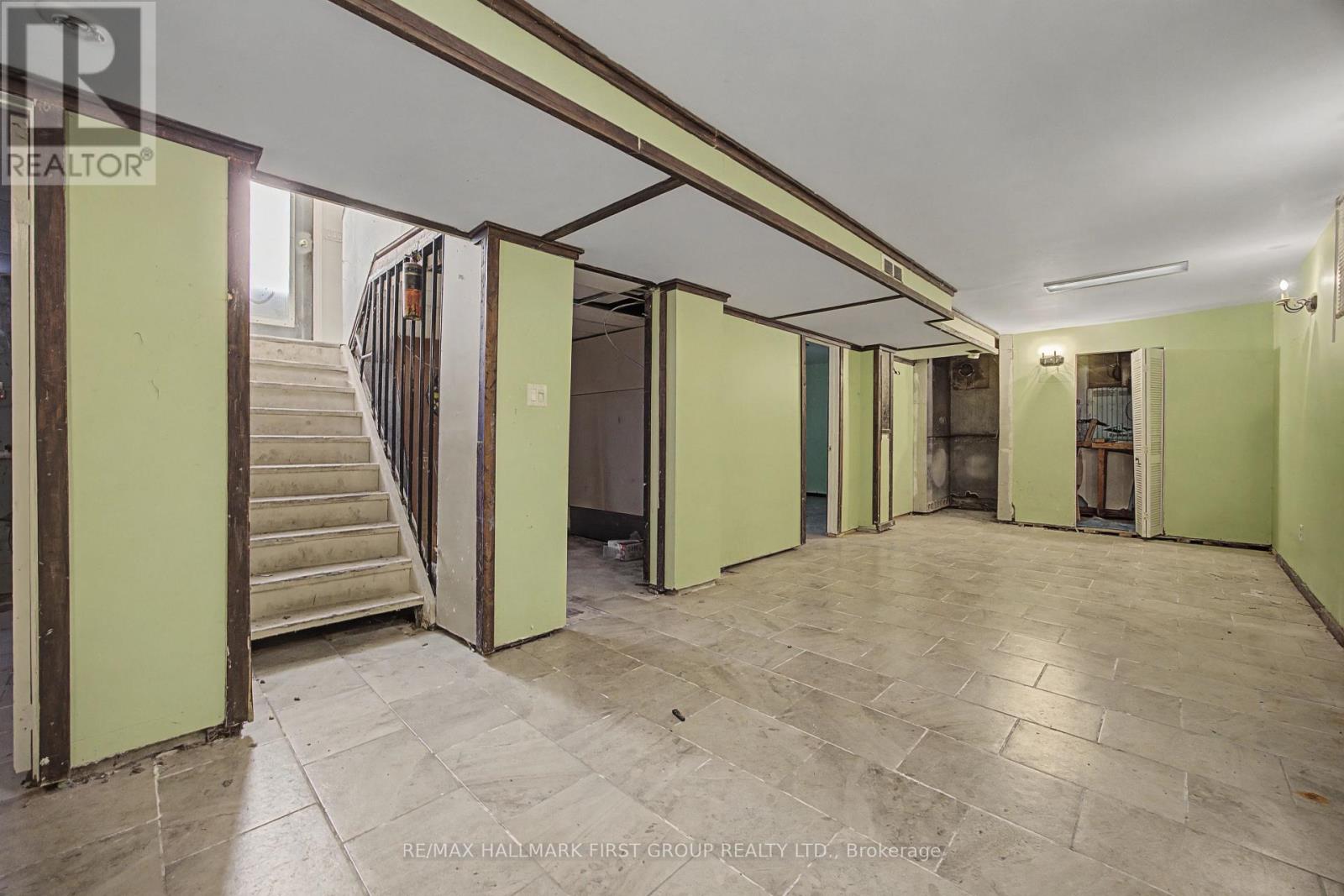 239 DAVIDSON STREET - 38