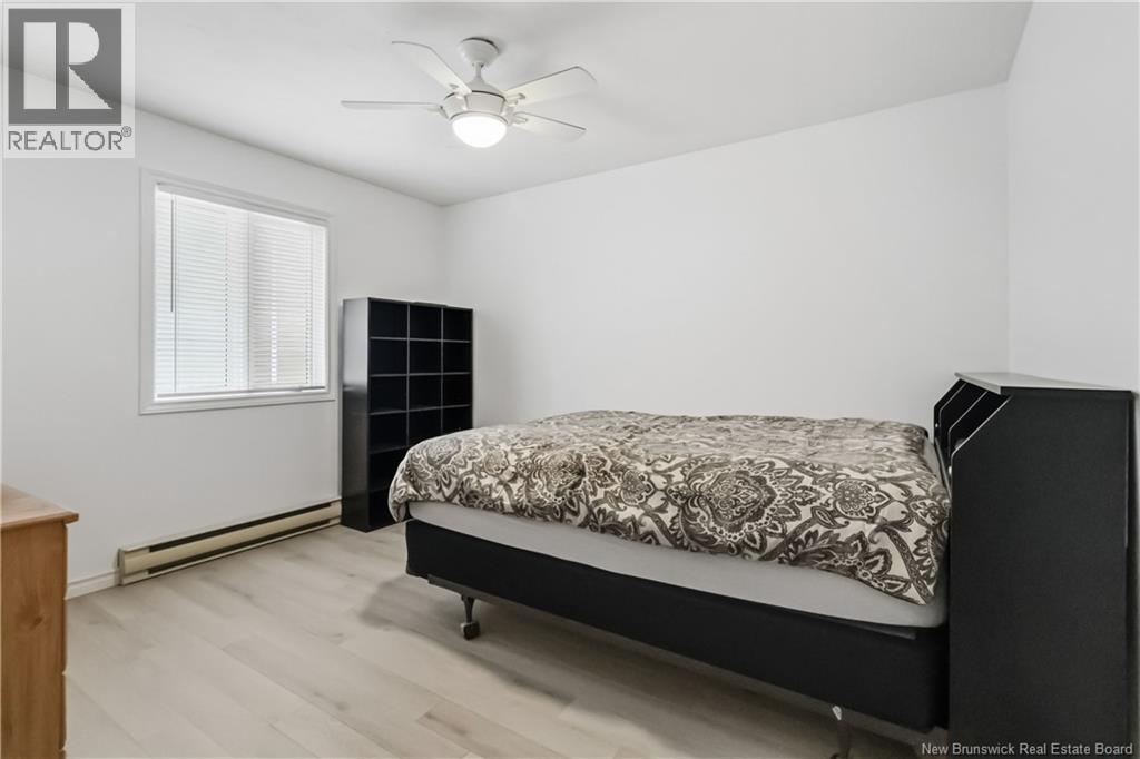 23 FLINT COURT - 20