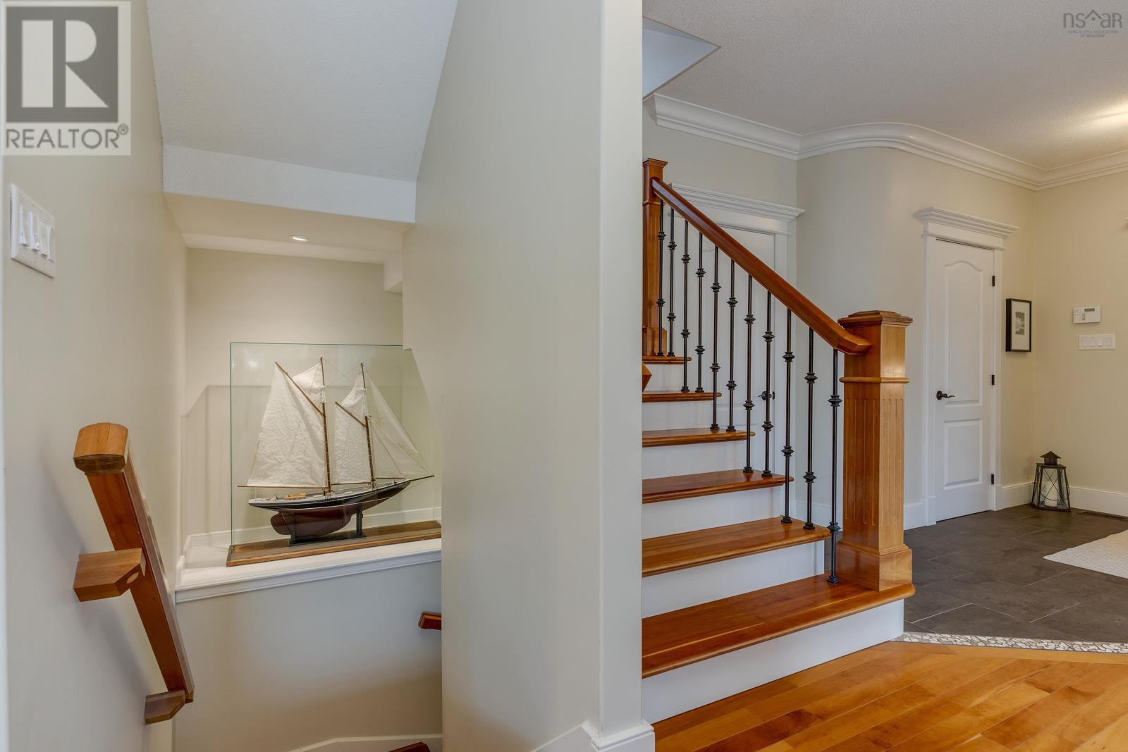 Property 23 of 51 of 825 Shore Drive