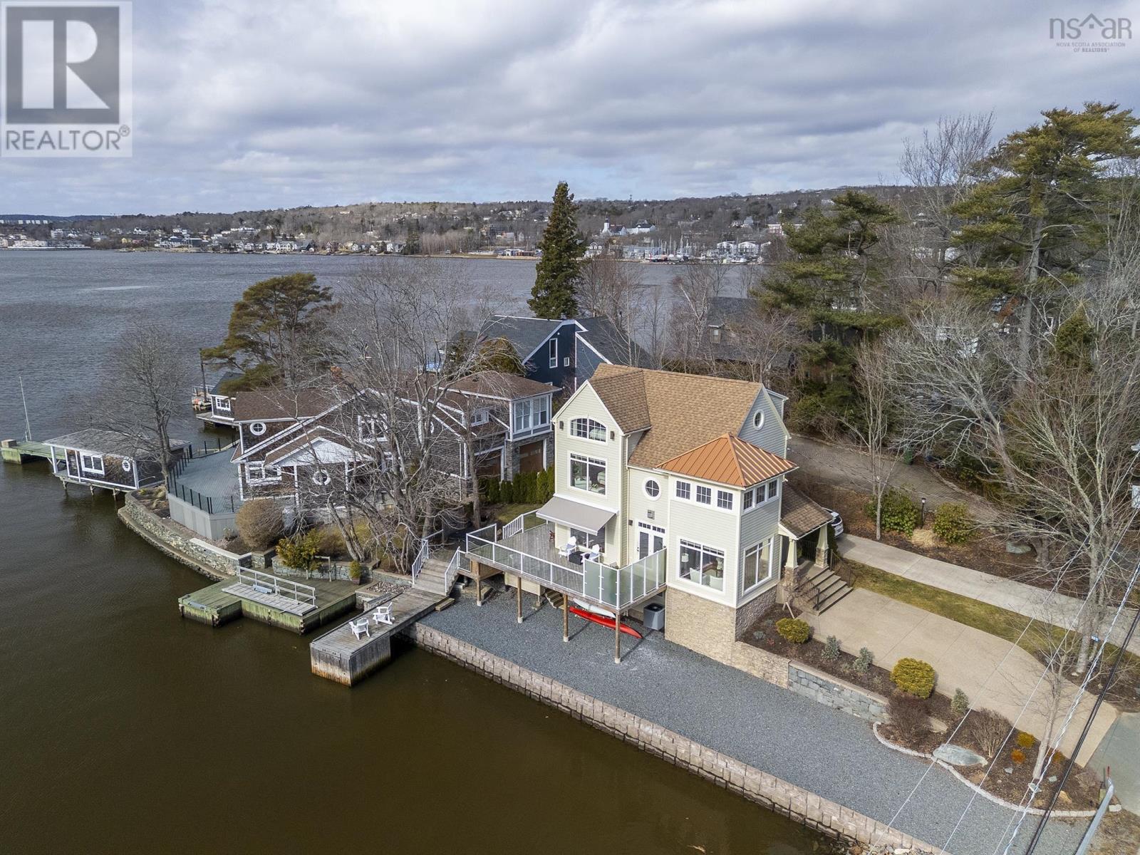 825 SHORE DRIVE - 36