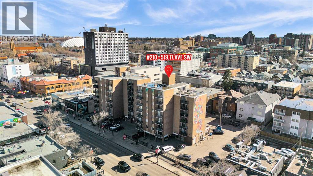 Single Family House for Sale in    Avenue SW Cliff Bungalow Calgary 