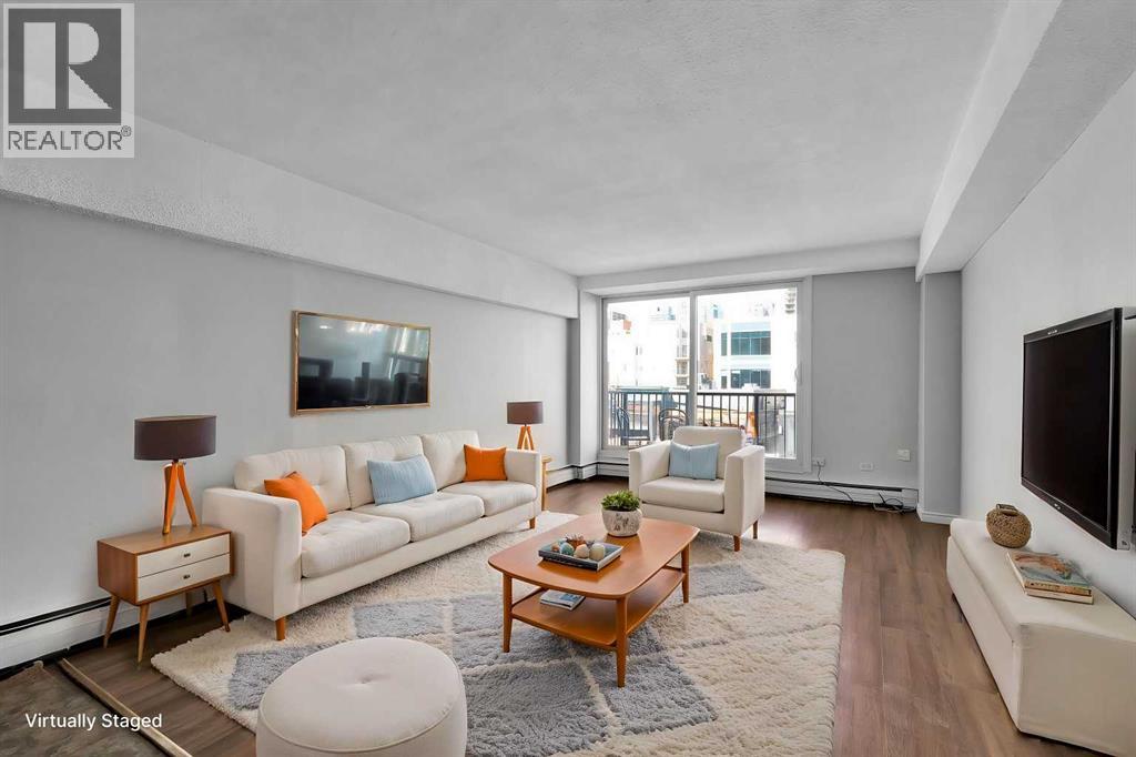 Single Family House for Sale in    Avenue SW Cliff Bungalow Calgary 