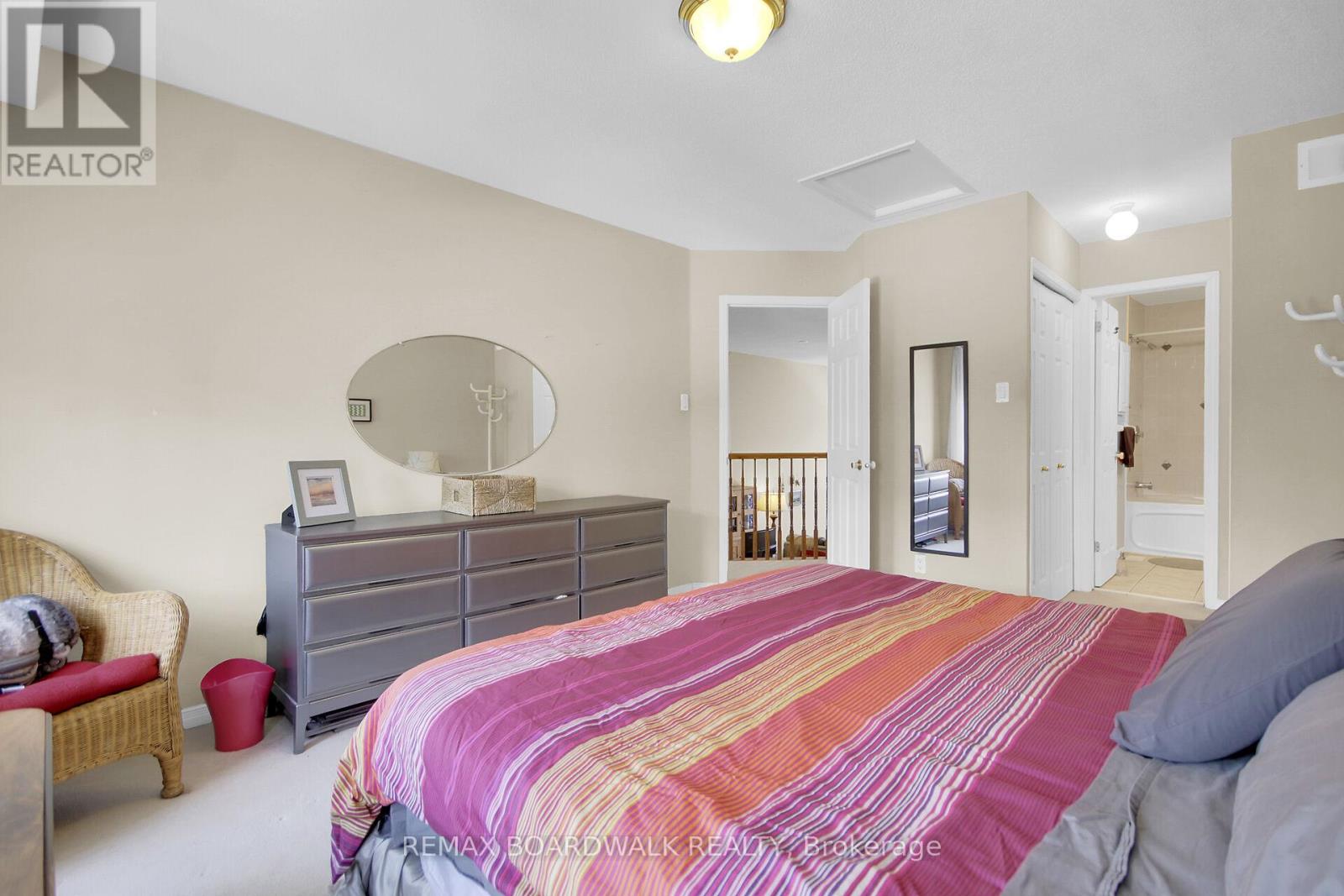 5 MAPLE PARK PRIVATE