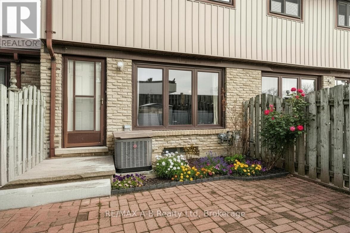 24 - 91 AVONWOOD DRIVE