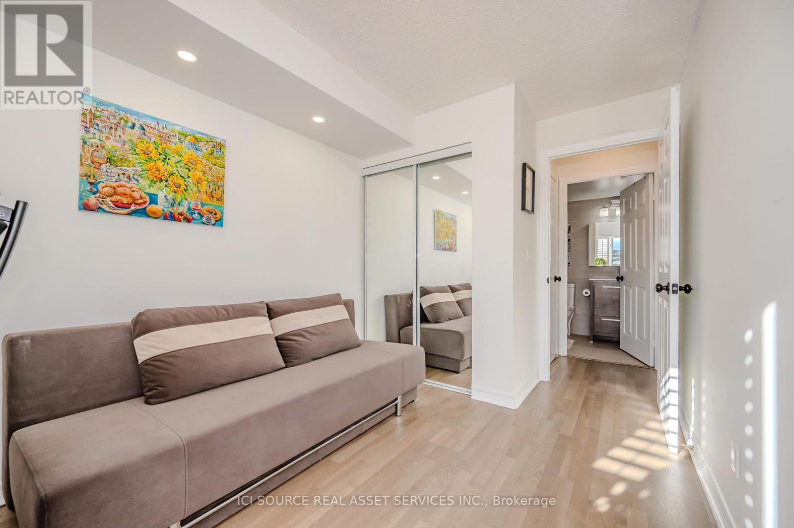 #316 211 RANDOLPH ROAD - 12