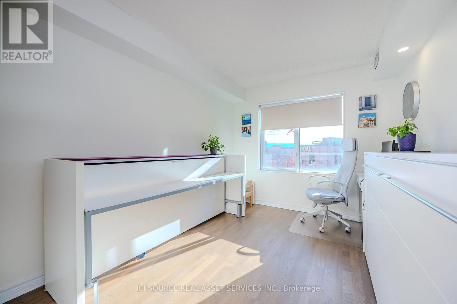 #316 211 RANDOLPH ROAD - 16