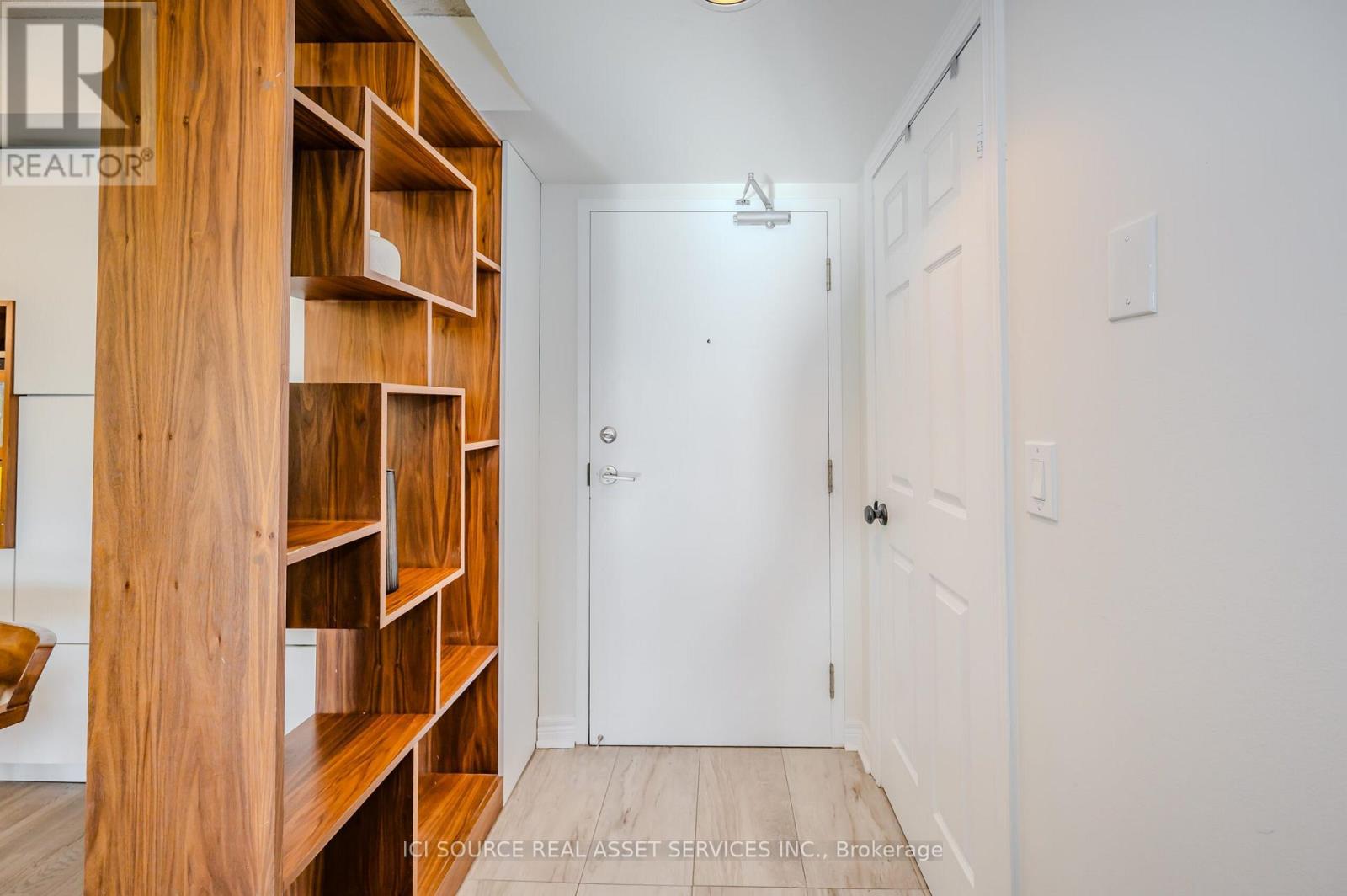 #316 211 RANDOLPH ROAD - 3