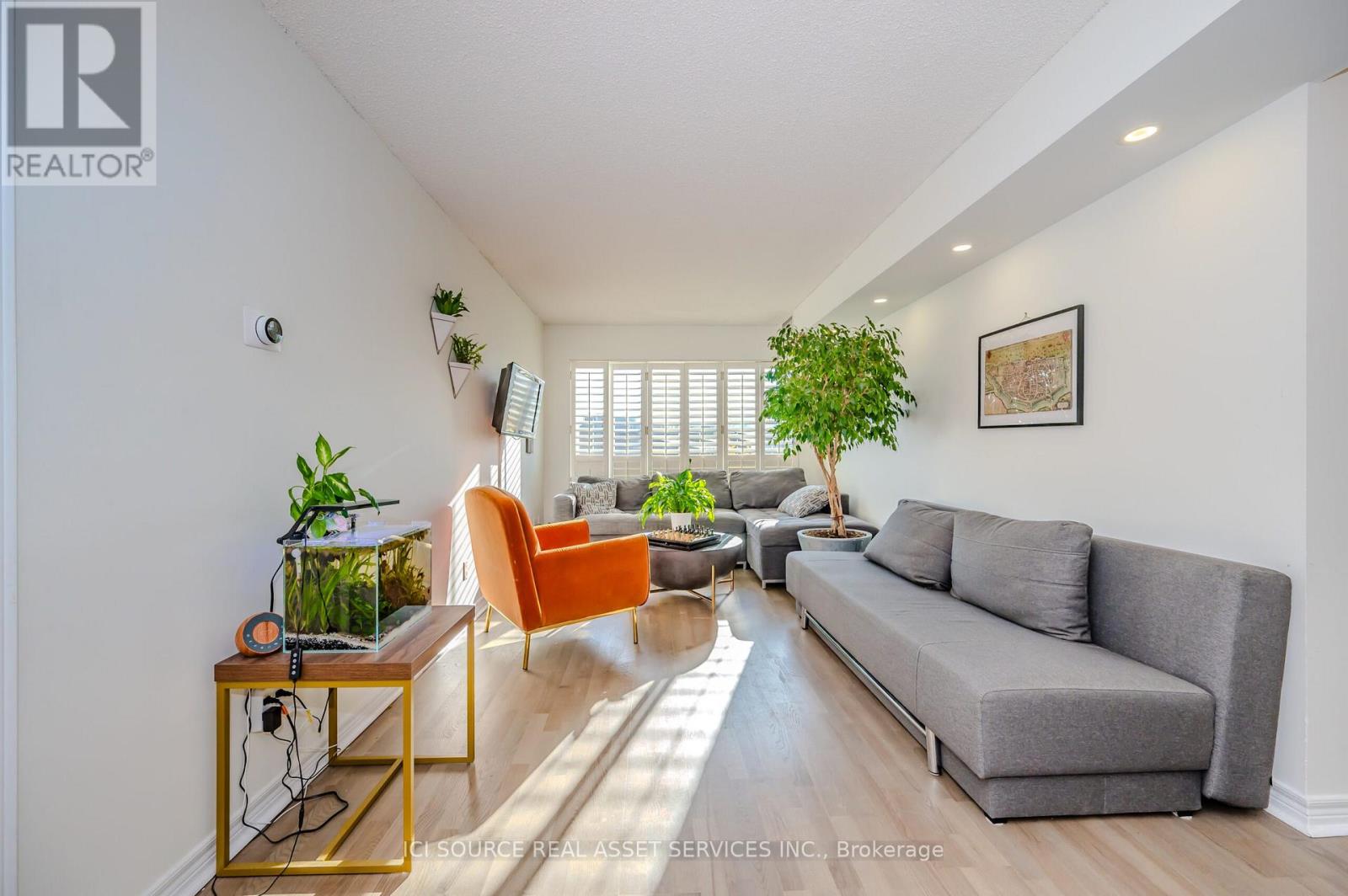 #316 211 RANDOLPH ROAD - 4