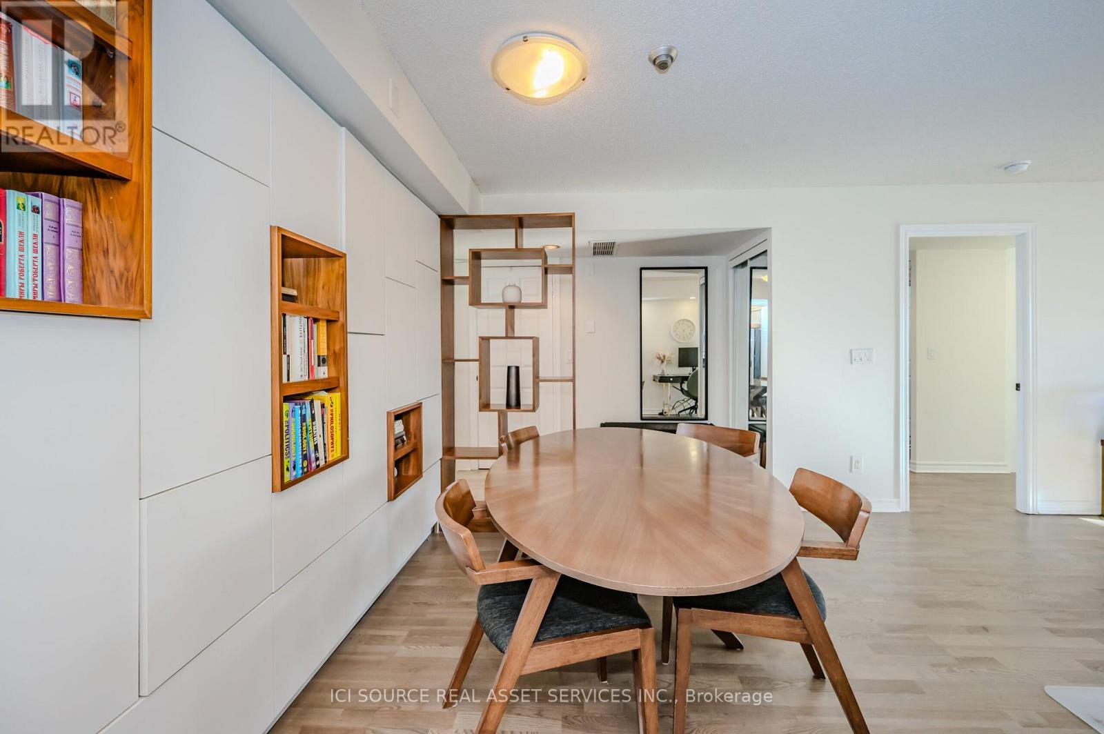 #316 211 RANDOLPH ROAD - 5
