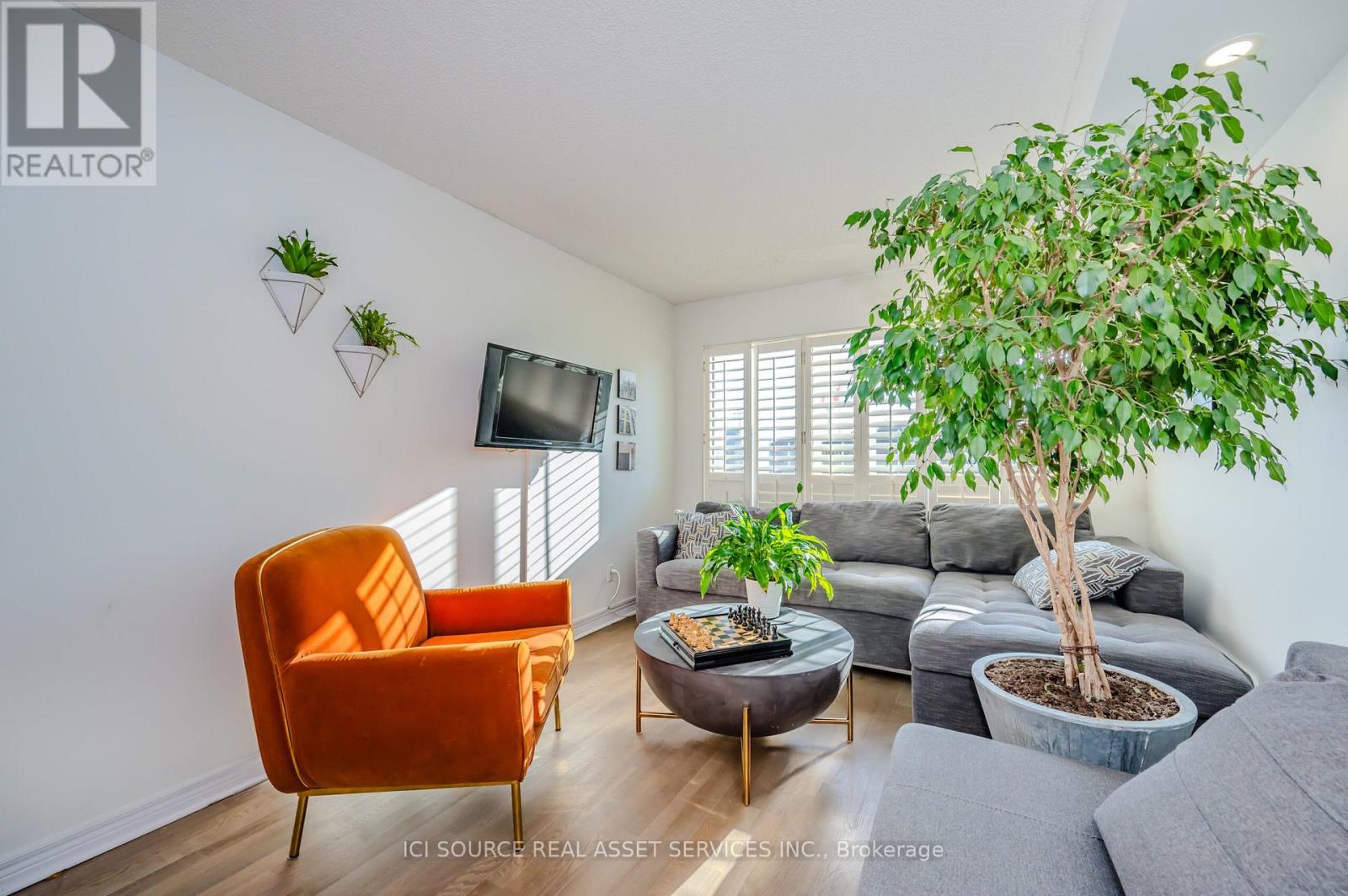 #316 211 RANDOLPH ROAD - 8