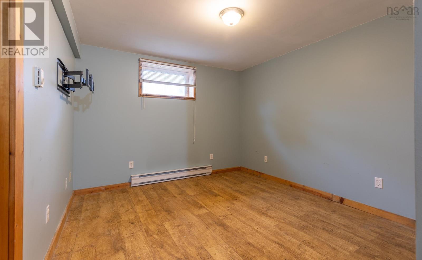 Property 6 of 33 of 9333 Highway 3