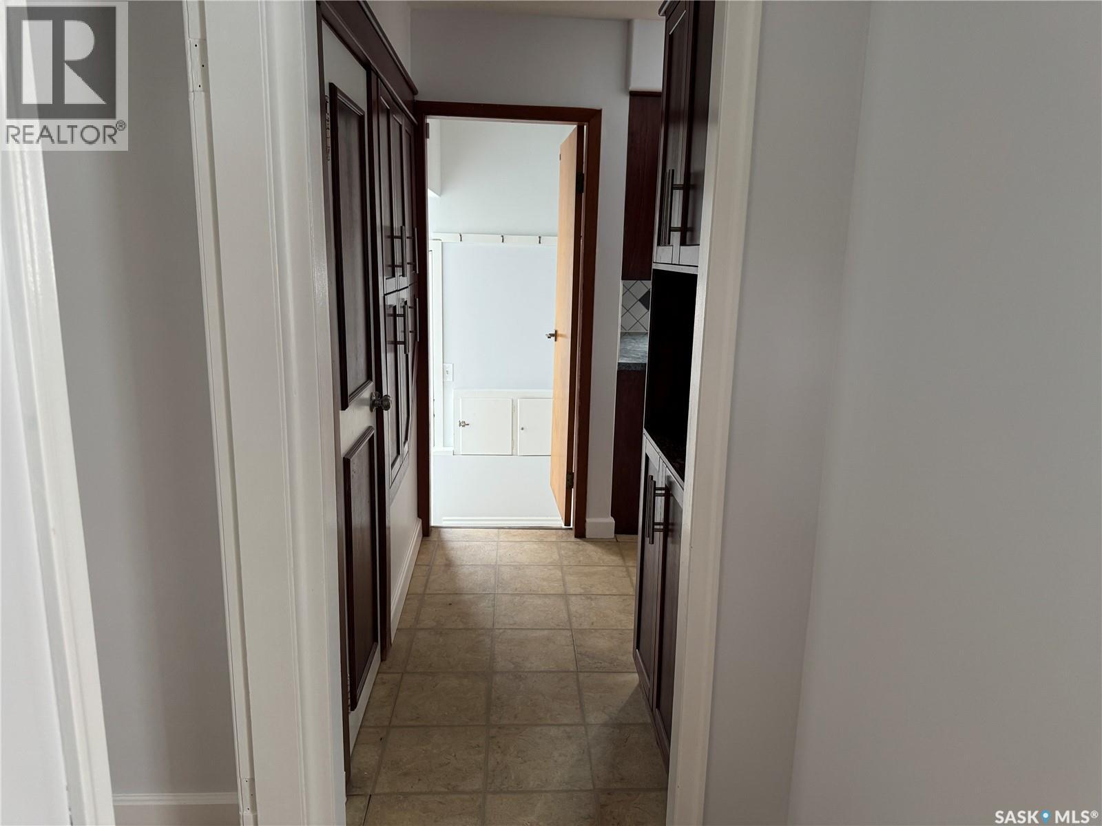 Single Family House Raised bungalow for Sale in  B AVENUE N Saskatoon 