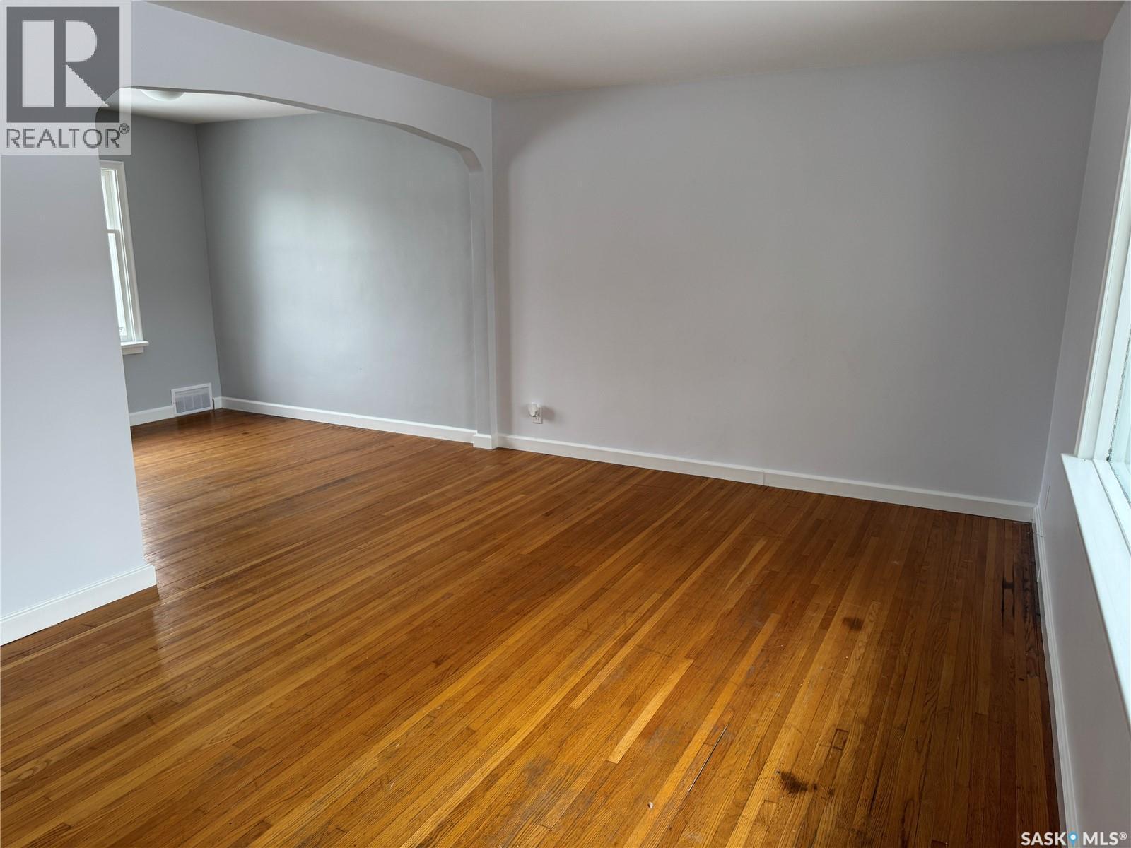 Single Family House Raised bungalow for Sale in  B AVENUE N Saskatoon 