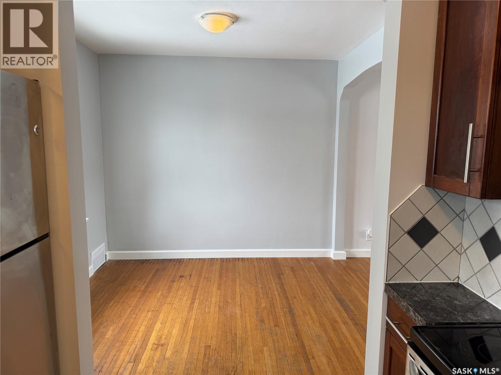 Single Family House Raised bungalow for Sale in  B AVENUE N Saskatoon 