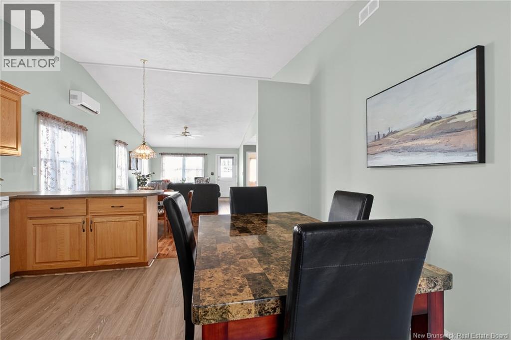 25 MAPLE TRAIL LANE - 27